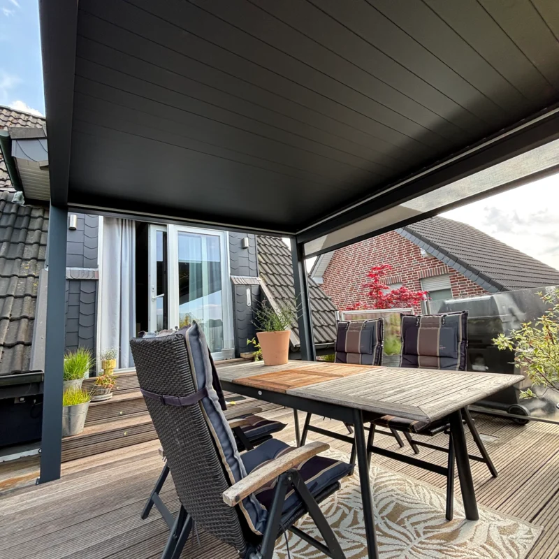 EGHUUN Pergola Mezzo, Louvered Roof, Electric and Remote Controlled - Image 3