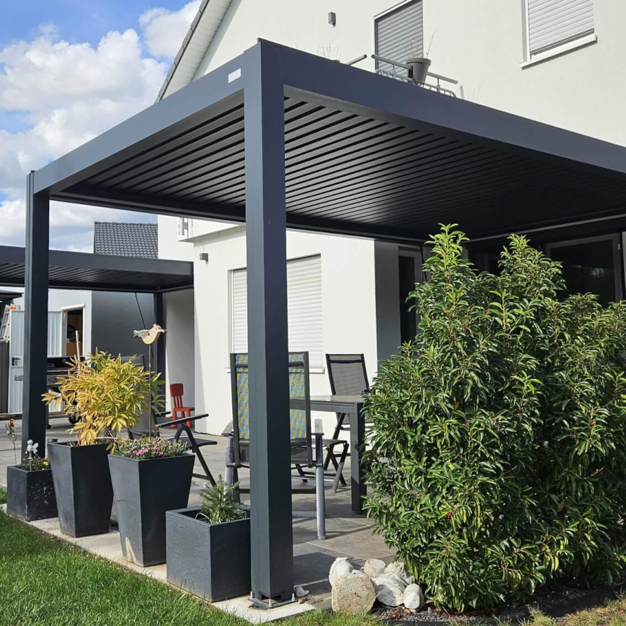 EGHUUN Pergola Piano, Louvered Roof, Manual Control (Crank) - Image 3